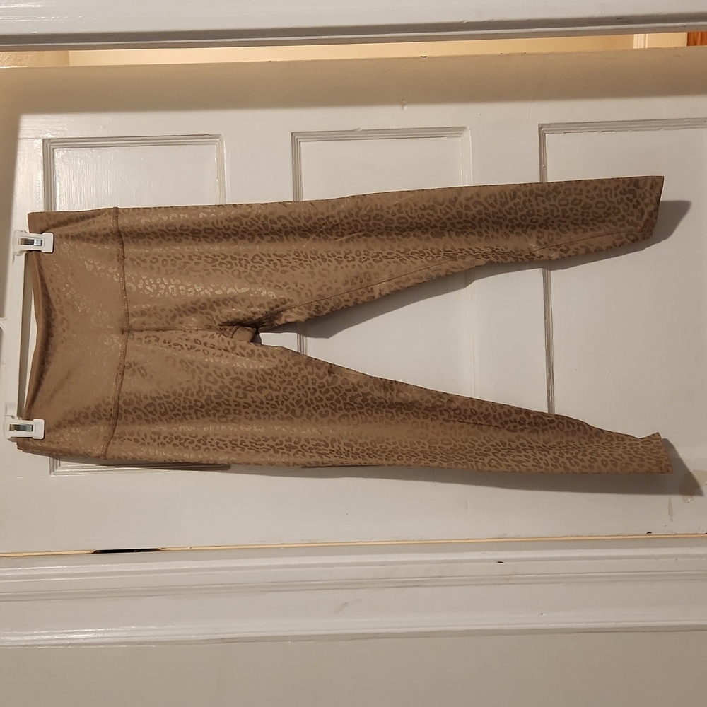 Beyond Yoga Cheetah Leggings